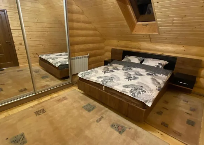 Tatil Evi над рікою *